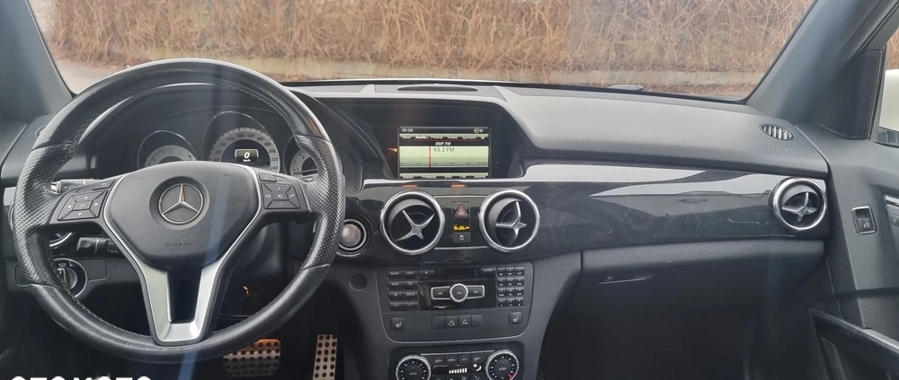 Mercedes-Benz GLK cena 99900 przebieg: 127980, rok produkcji 2015 z Skępe małe 704